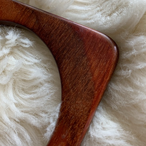 Vintage wood bangle bracelet square - Picture 3 of 9